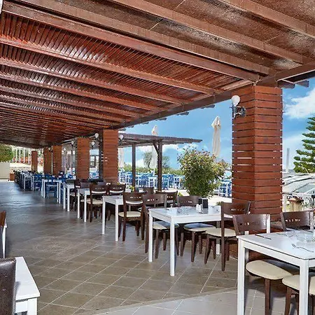 Akay Garden Family Club Çeşme