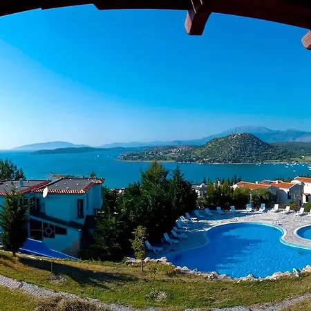 Akay Garden Family Club