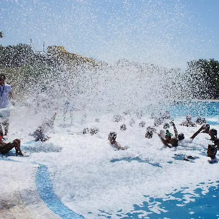 Hotel Akay Garden Family Club *