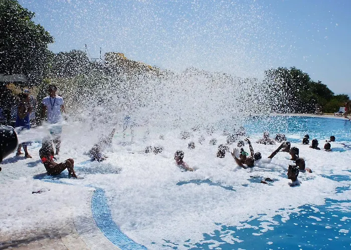 Hotel Akay Garden Family Club *