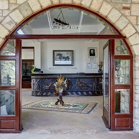 Akay Garden Family Club מלון Çeşme