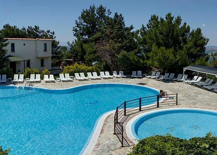 Akay Garden Family Club * Çeşme